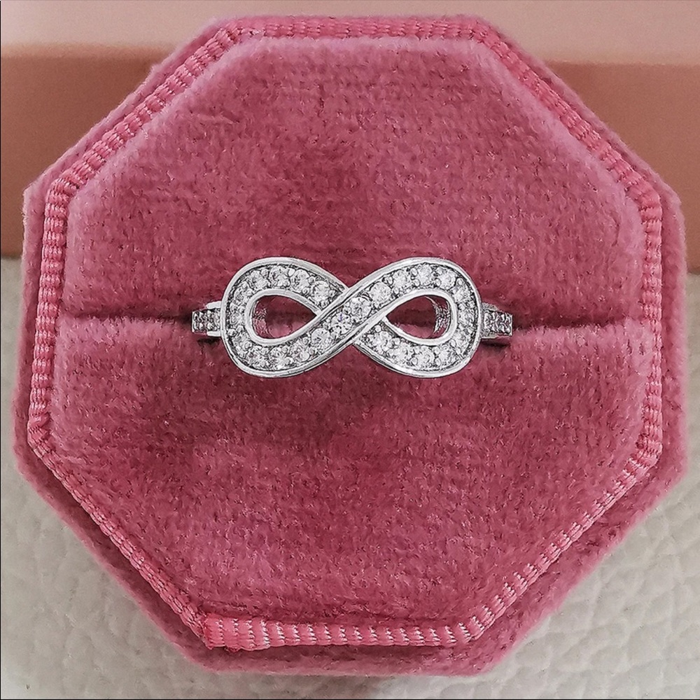 New 925 Silver Infinity Love Diamond Ring - Picture 3 of 3